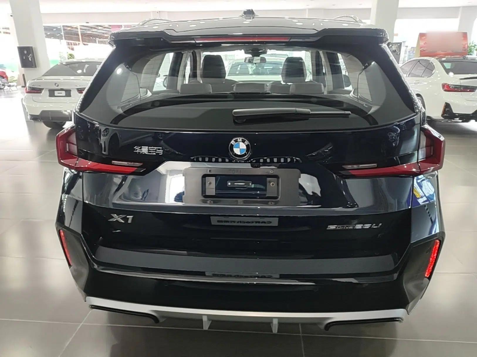 BMW X1 2024 sDrive25Li M Sport Package — миниатюра 5