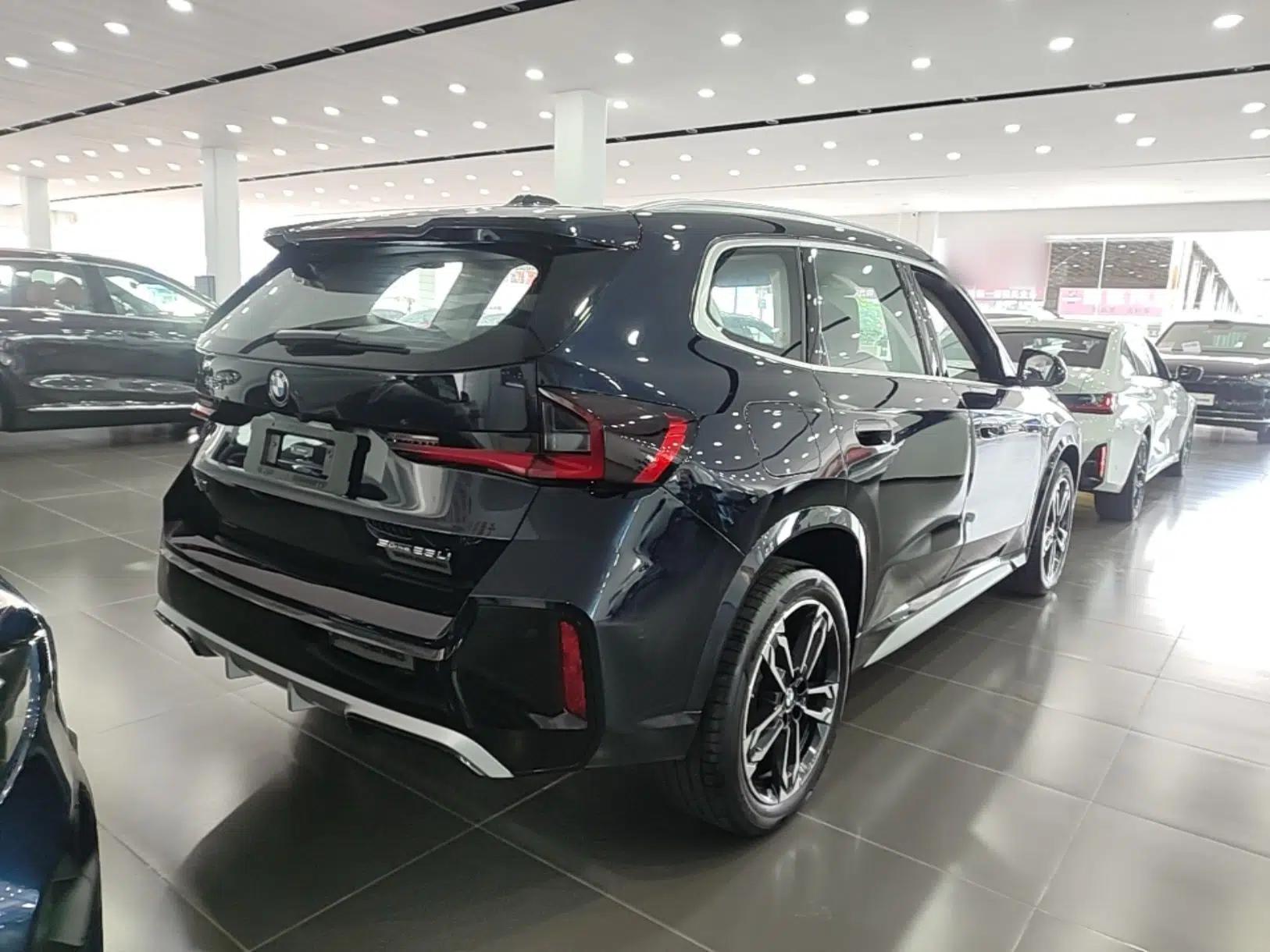 BMW X1 2024 sDrive25Li M Sport Package — миниатюра 6