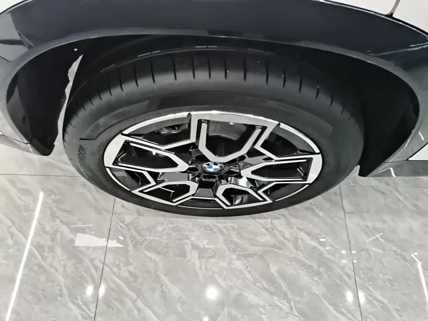 BMW X1 2024 sDrive25Li X Design Package — миниатюра 11