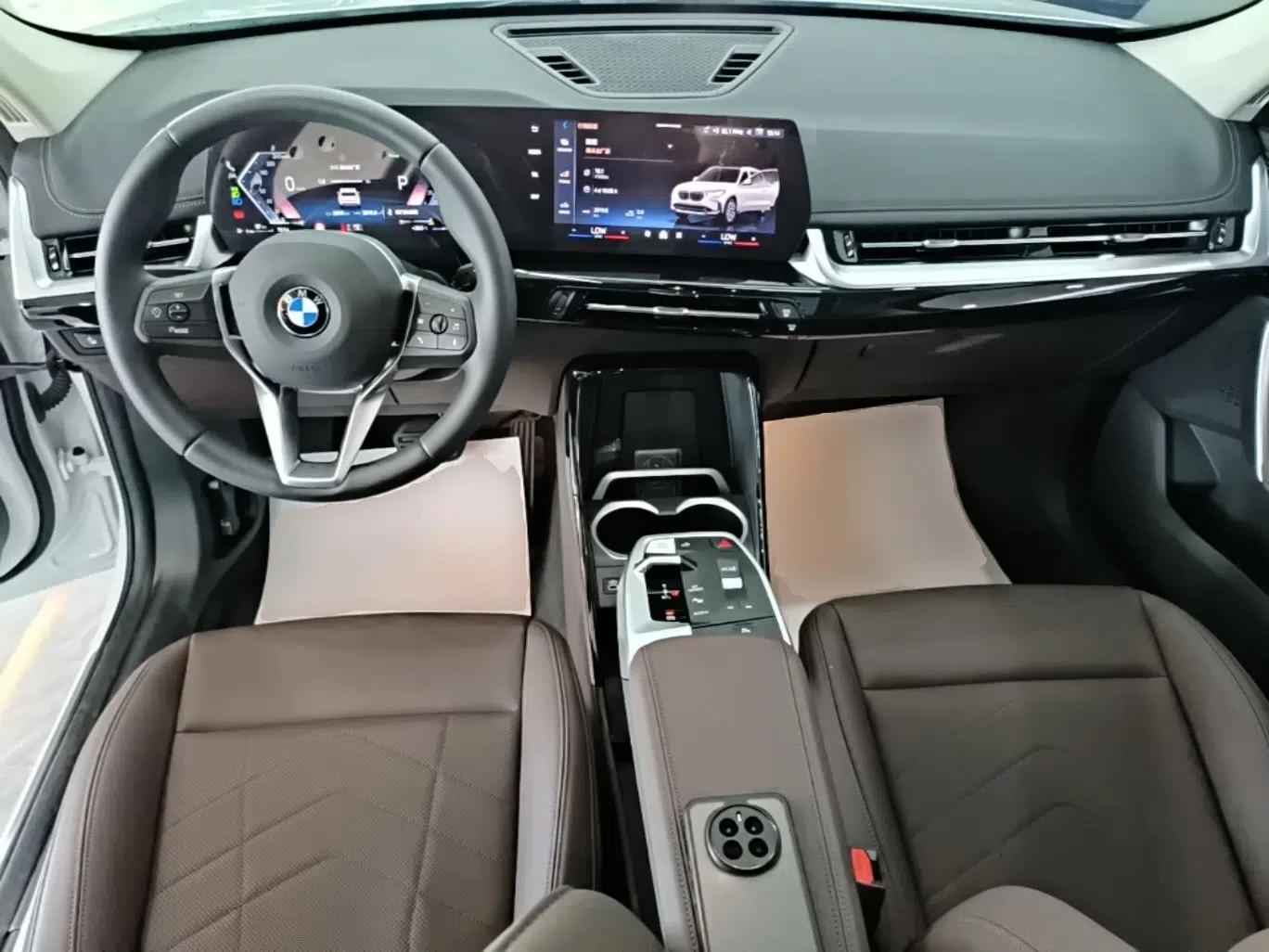 BMW X1 2024 sDrive25Li X Design Package — миниатюра 12