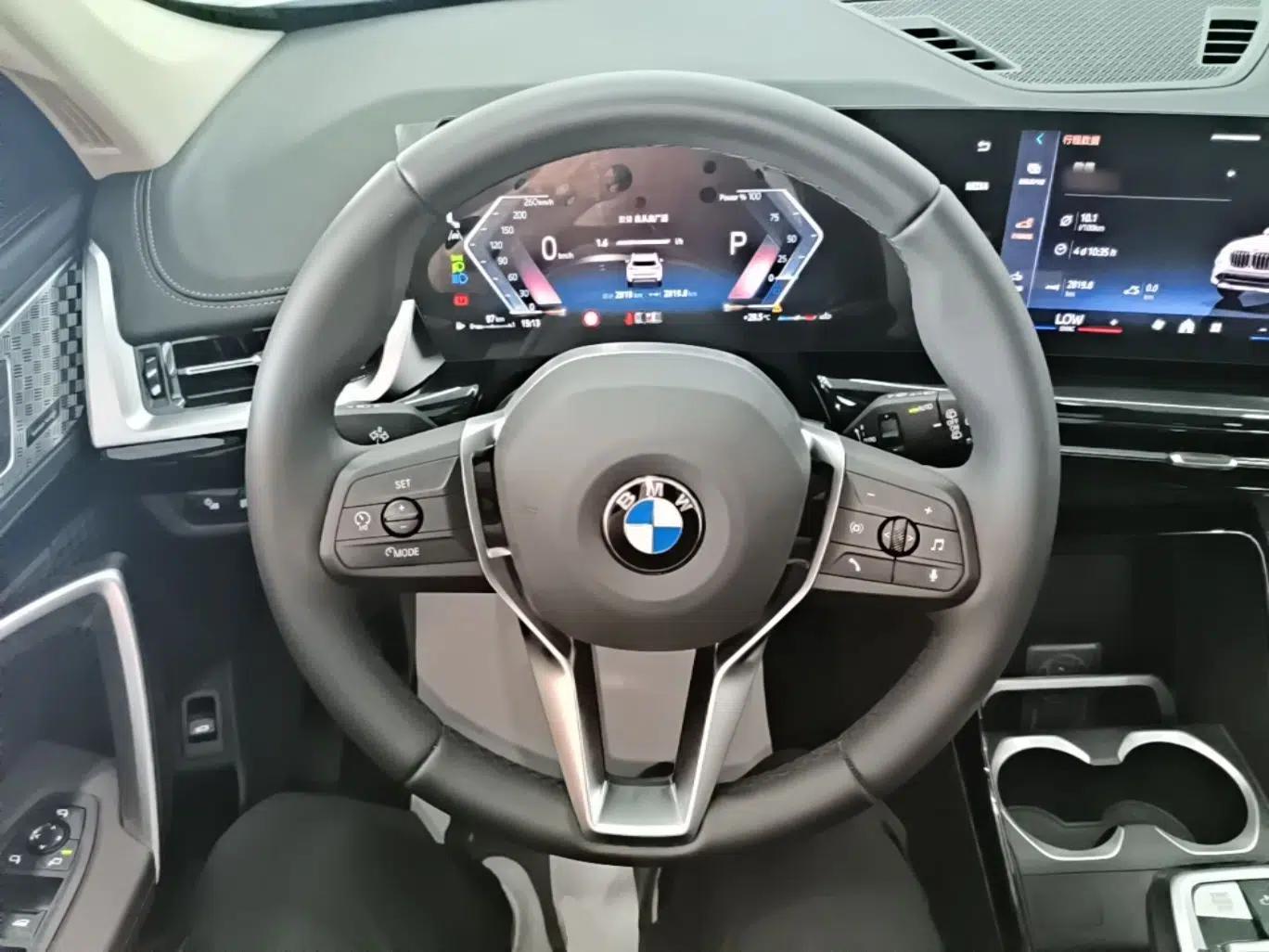 BMW X1 2024 sDrive25Li X Design Package — миниатюра 13