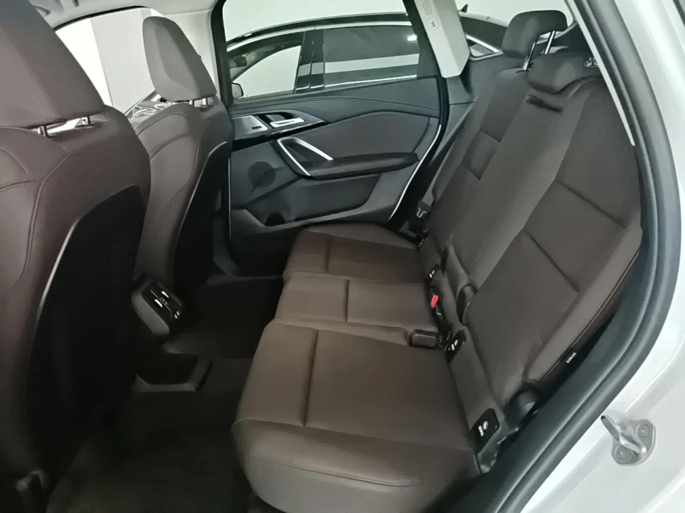 BMW X1 2024 sDrive25Li X Design Package — миниатюра 20
