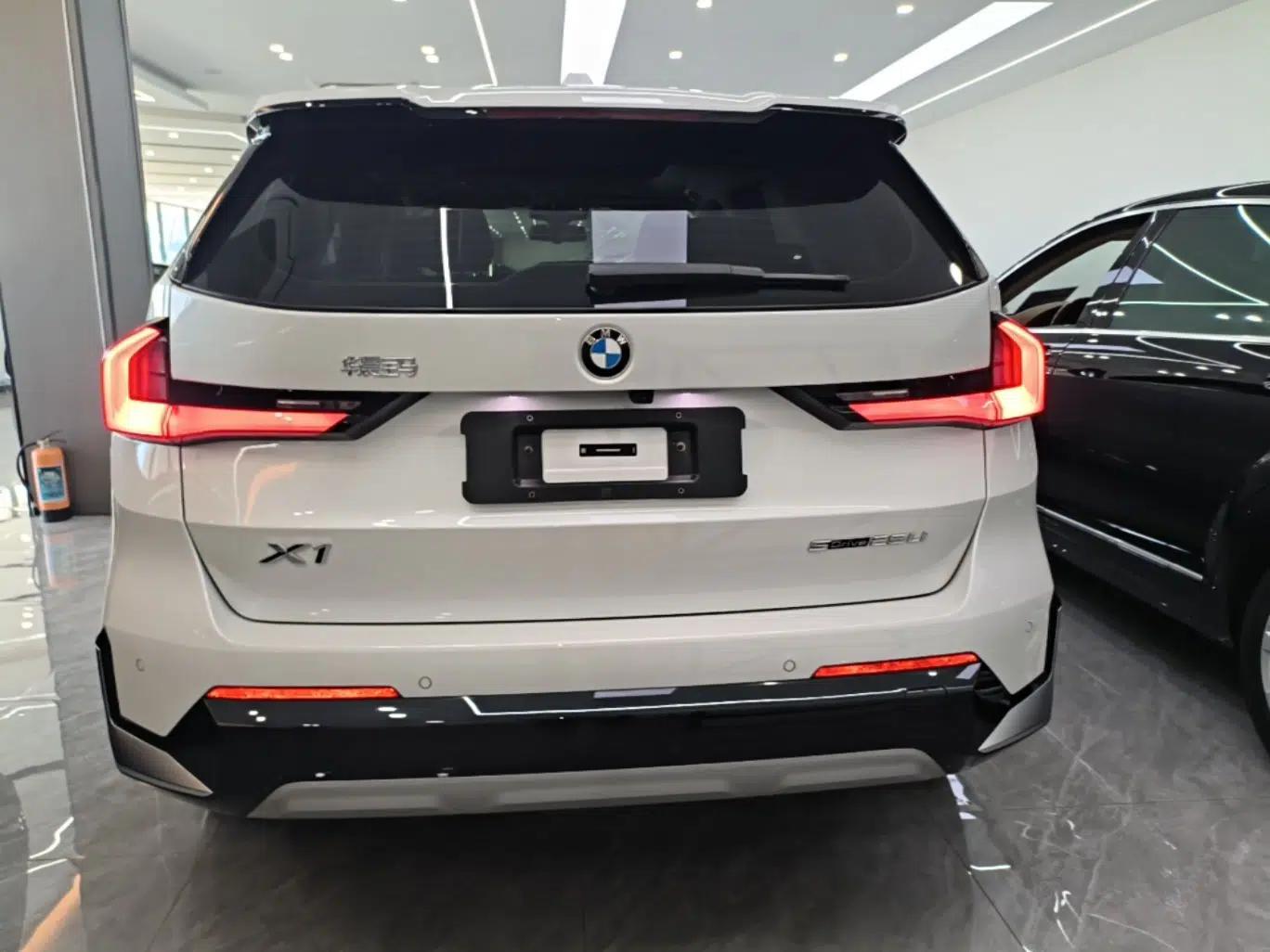 BMW X1 2024 sDrive25Li X Design Package — миниатюра 5