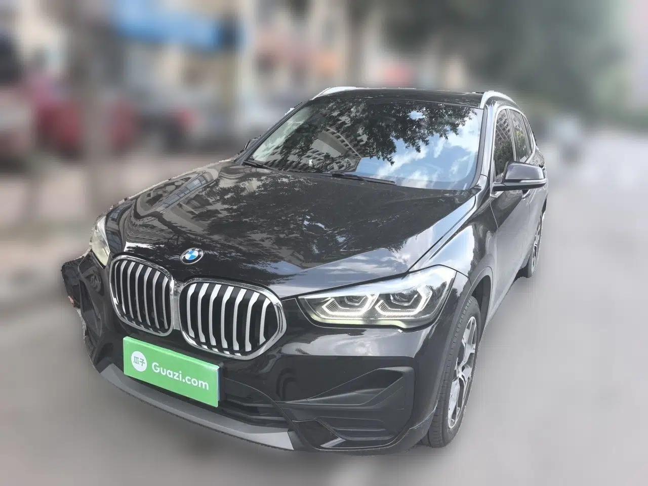 BMW X1 2020 sDrive25Li Leading Model — миниатюра 1