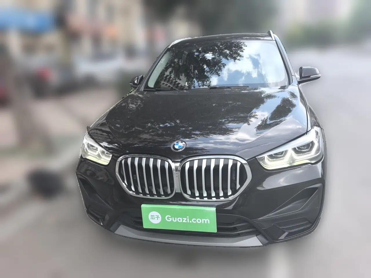 BMW X1 2020 sDrive25Li Leading Model — миниатюра 2