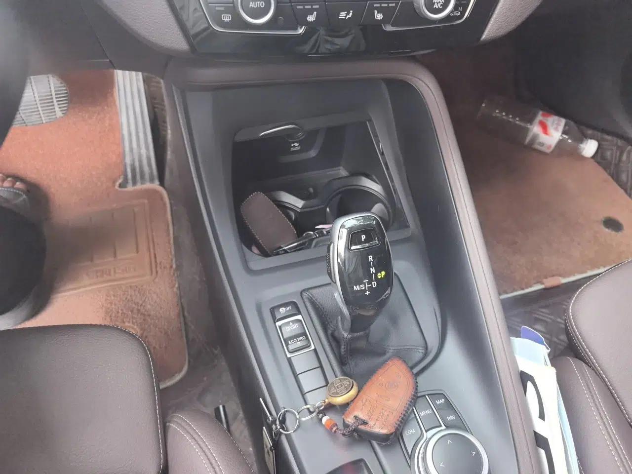 BMW X1 2020 sDrive25Li Leading Model — миниатюра 14