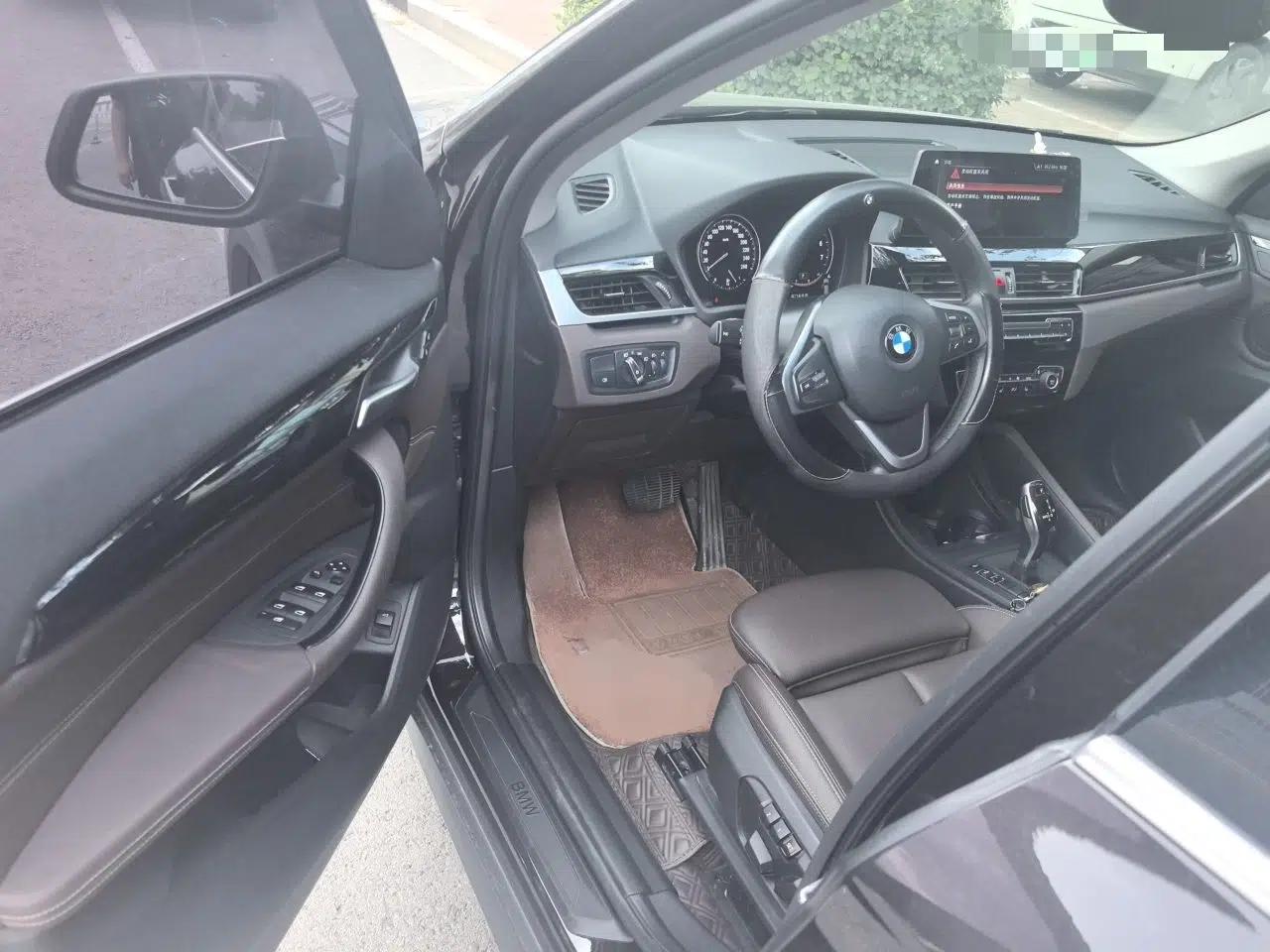 BMW X1 2020 sDrive25Li Leading Model — миниатюра 16