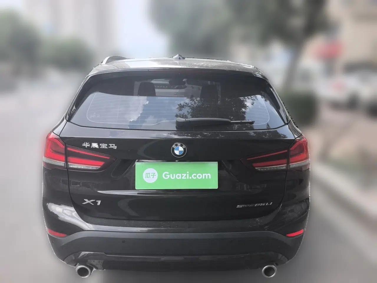 BMW X1 2020 sDrive25Li Leading Model — миниатюра 5