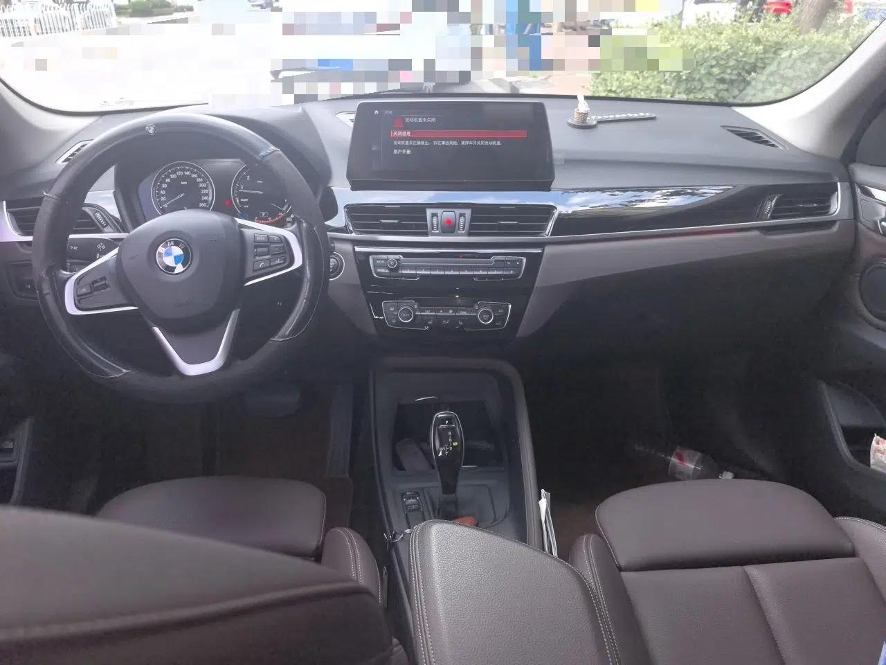 BMW X1 2020 sDrive25Li Leading Model — миниатюра 9
