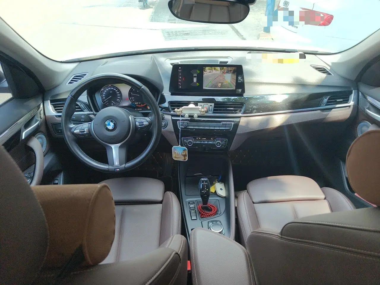 BMW X1 2022 sDrive25Li Leading Model — миниатюра 9