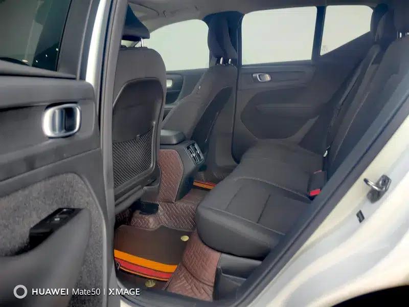 2022 Volvo XC40 T4 AWD Smart Fashion Edition — миниатюра 20