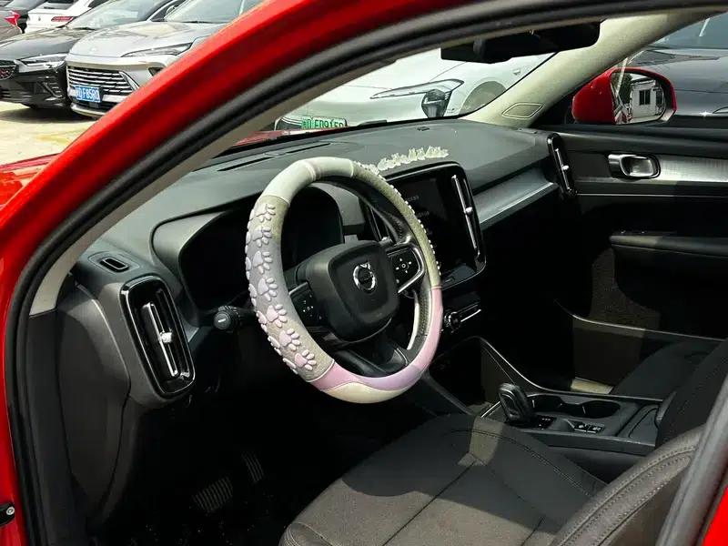 2021 Volvo XC40 T4 AWD Inscription Sport — миниатюра 11