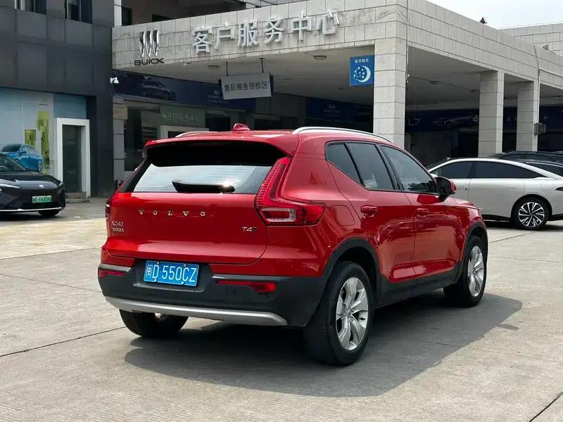 2021 Volvo XC40 T4 AWD Inscription Sport — миниатюра 5