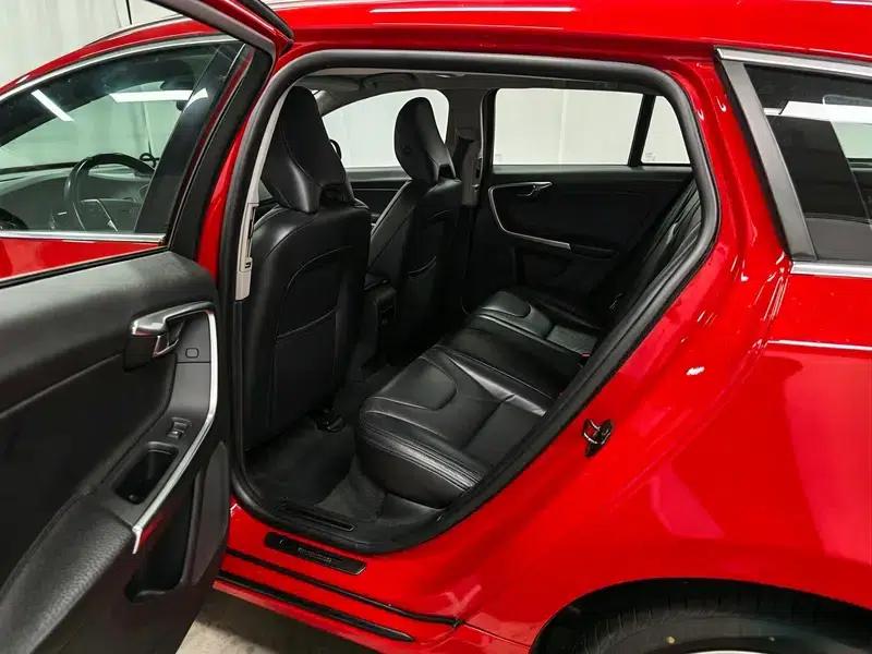 2013 Volvo V60 T5 Smart Edition — миниатюра 18