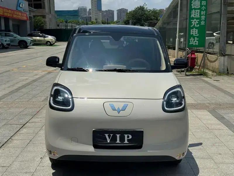 Wuling Hongguang MINIEV 2025 Model, 205km/h, Lithium Iron Phosphate, Four-Door Version, Premium+ Edition — миниатюра 2