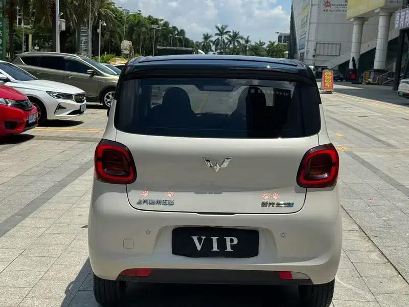 Wuling Hongguang MINIEV 2025 Model, 205km/h, Lithium Iron Phosphate, Four-Door Version, Premium+ Edition — миниатюра 3