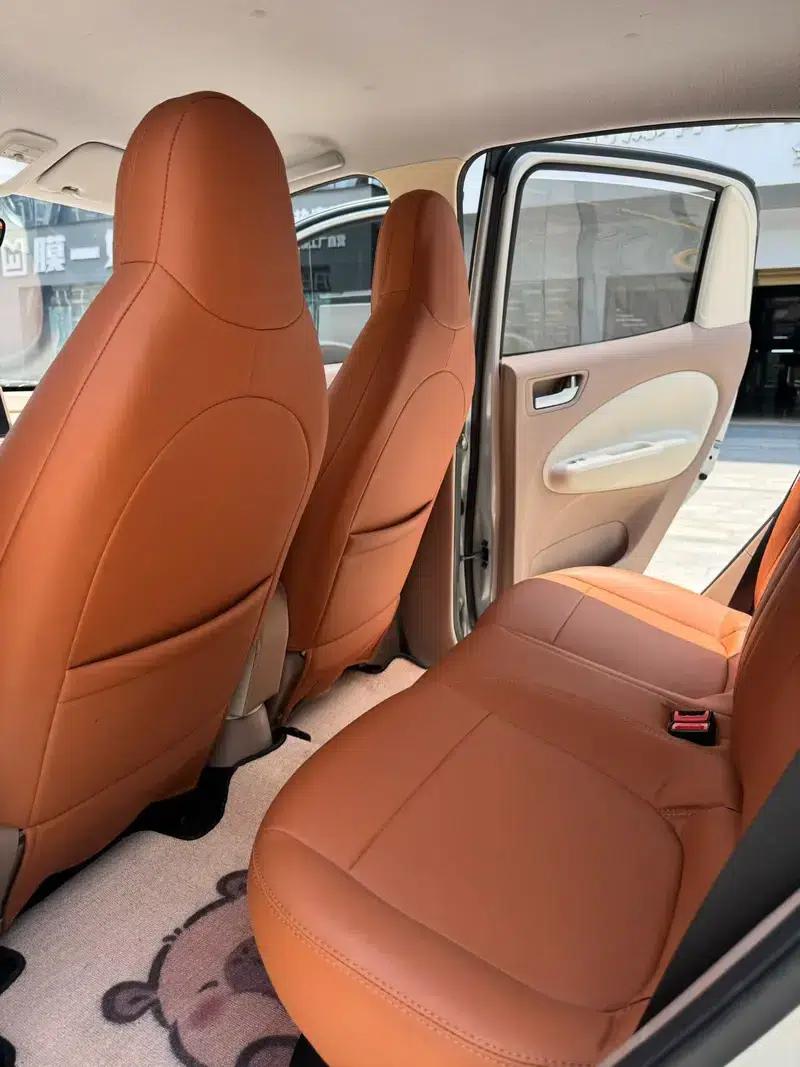 Wuling Hongguang MINIEV 2025 Model, 205km/h, Lithium Iron Phosphate, Four-Door Version, Premium+ Edition — миниатюра 9