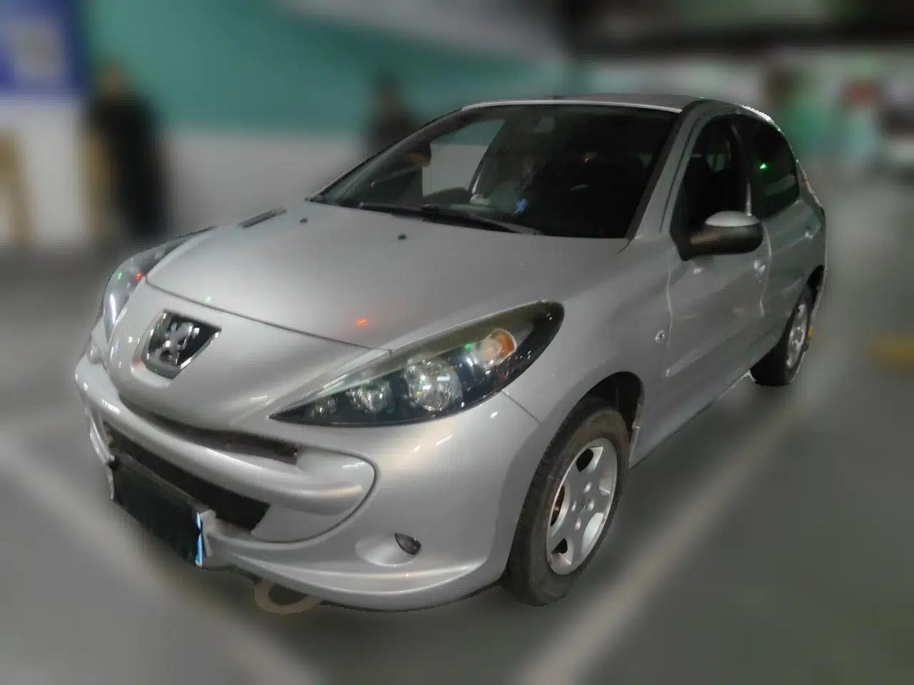 Peugeot 207 2011 Hatchback 1.4L Manual Yule Edition — миниатюра 1