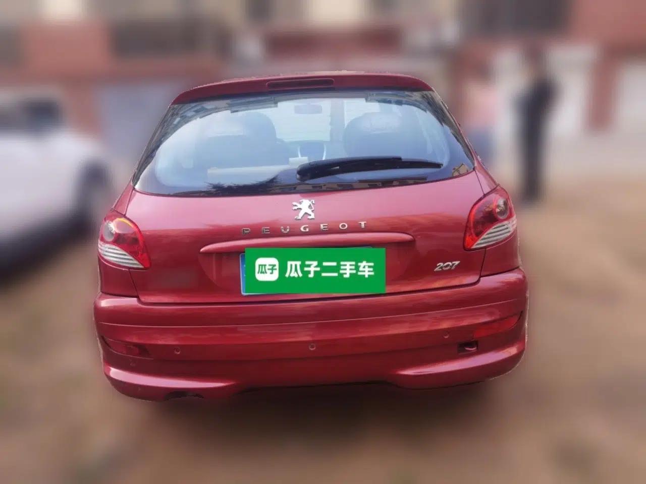 Peugeot 207 2011 Hatchback 1.4L Manual Yule Edition — миниатюра 5