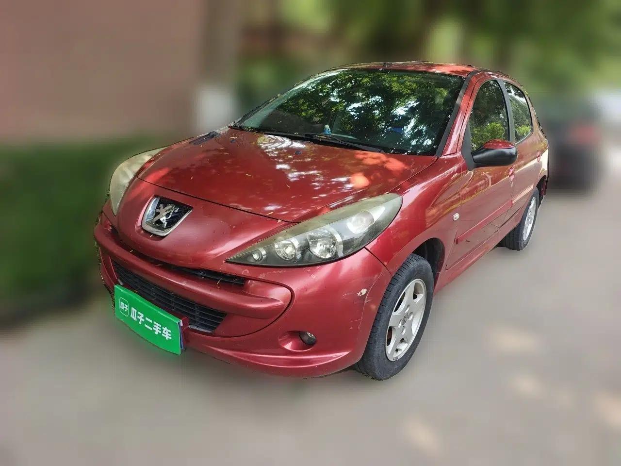 Peugeot 207 2011 Hatchback 1.4L Manual Yule Edition — миниатюра 1