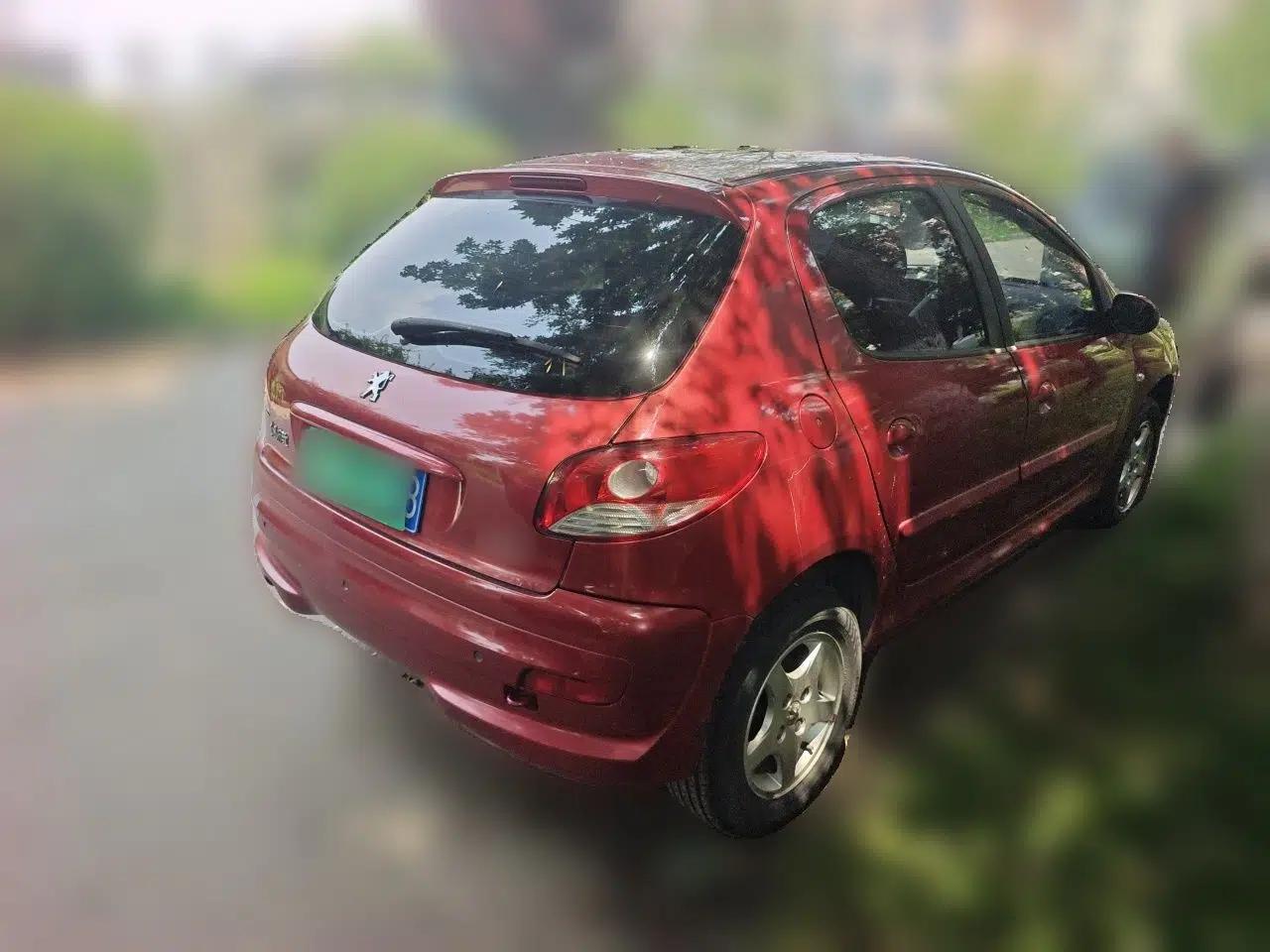 Peugeot 207 2011 Hatchback 1.4L Manual Yule Edition — миниатюра 6