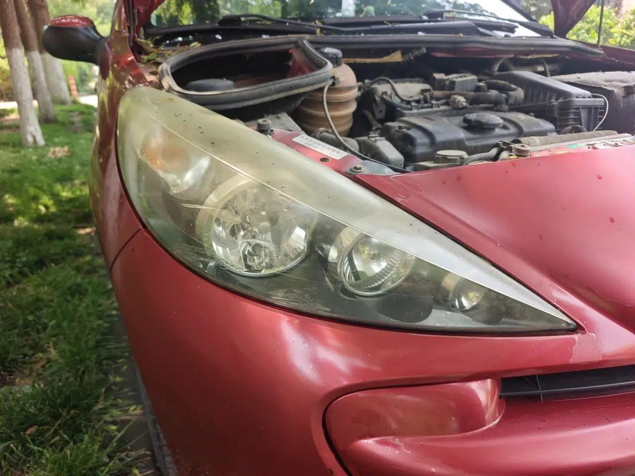 Peugeot 207 2011 Hatchback 1.4L Manual Yule Edition — миниатюра 7