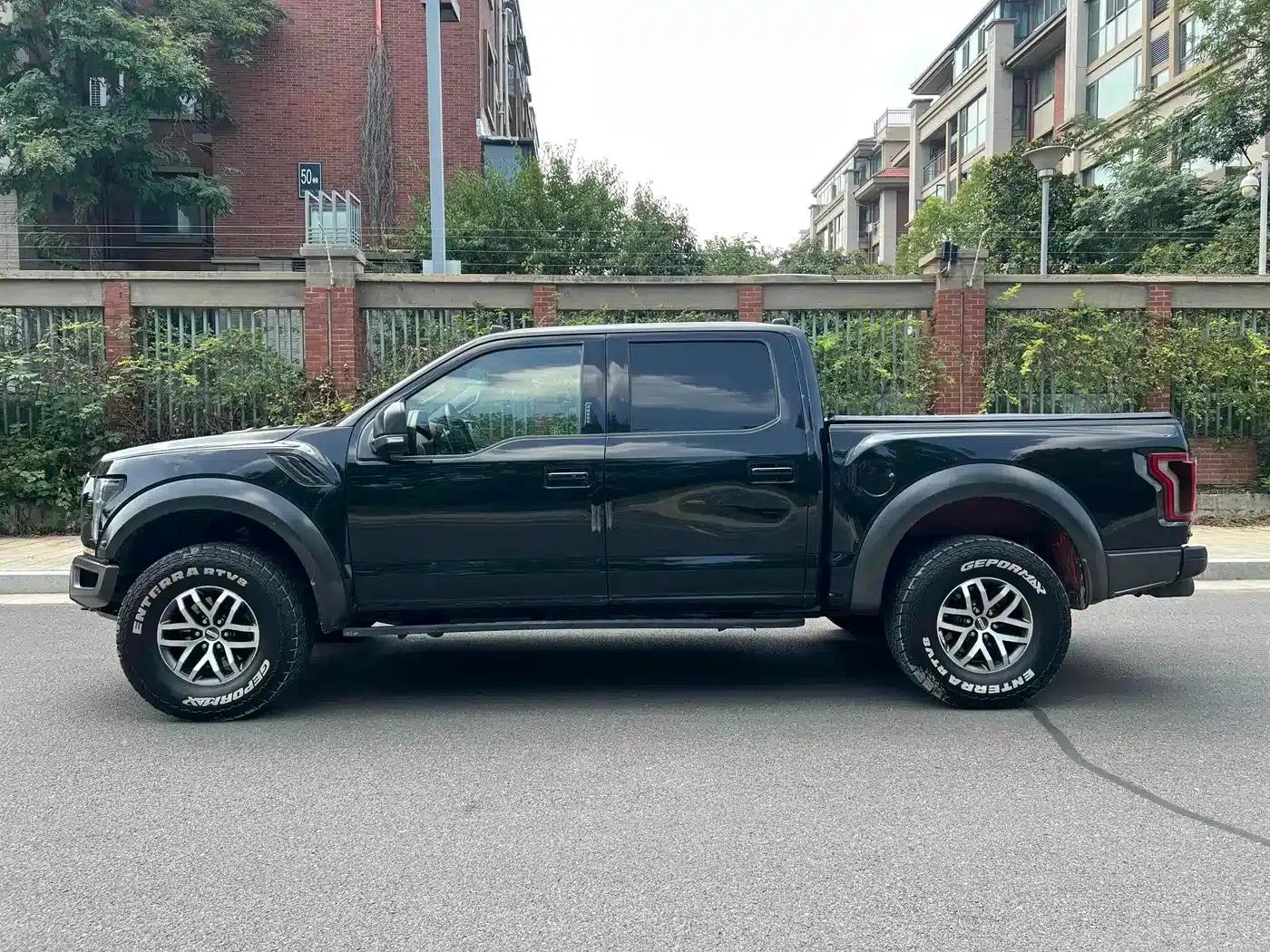 2018 Ford F-150 Raptor 3.5T Raptor Performance Enhanced Edition — миниатюра 13