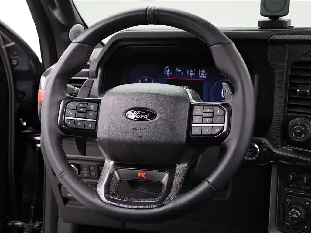 2025 Ford F-150 Raptor 5.2T Automatic — миниатюра 14