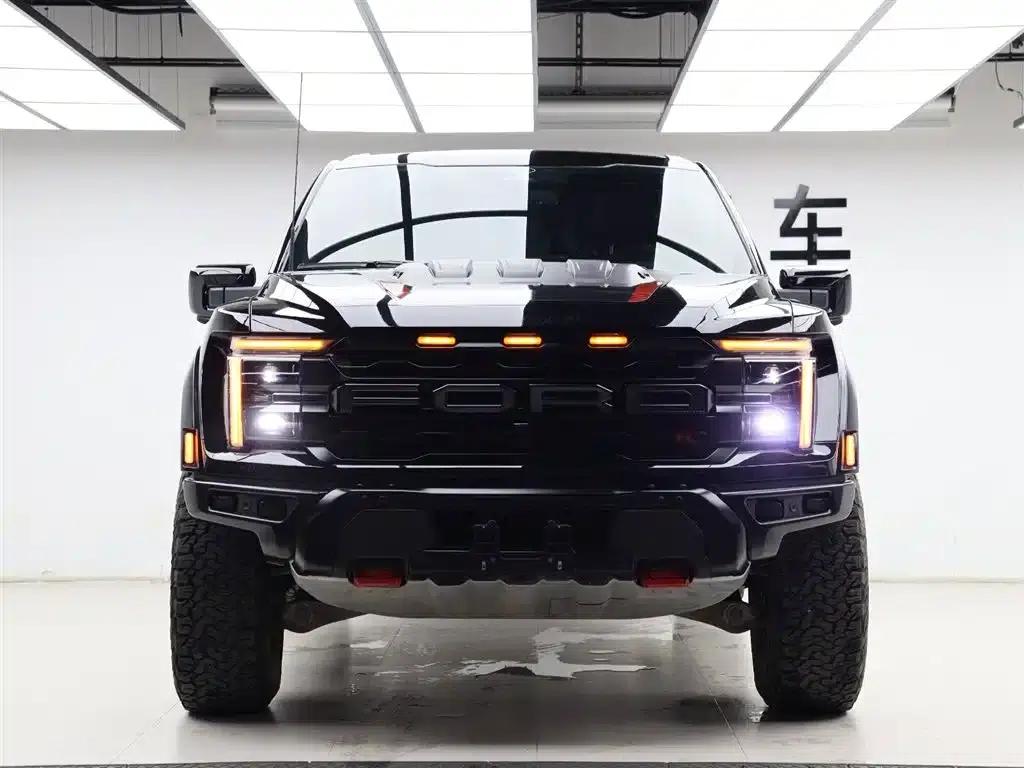 2025 Ford F-150 Raptor 5.2T Automatic — миниатюра 30