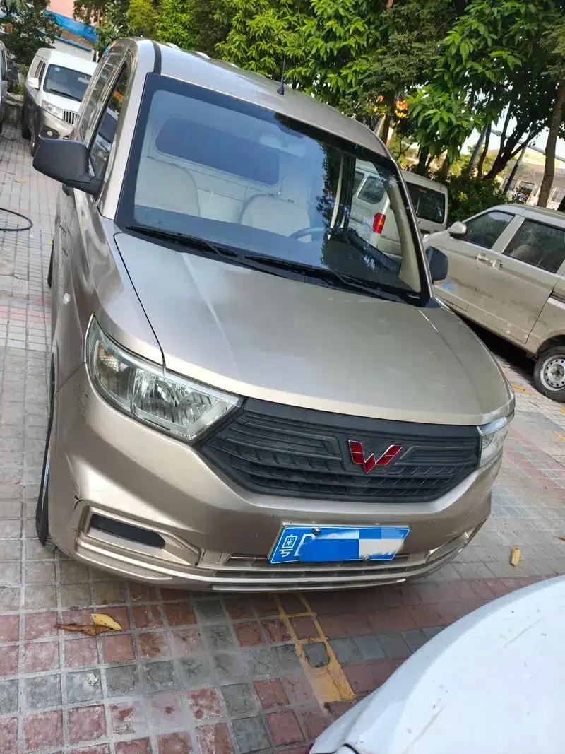 Wuling Hongguang V 2021 1.5L Manual Elite Edition with Sealed Windows — миниатюра 2
