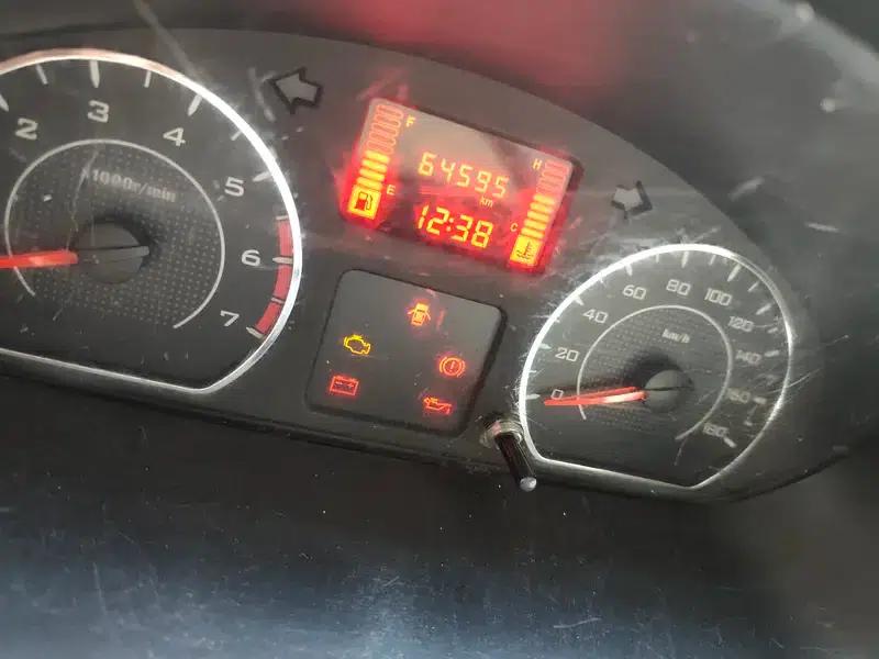 Wuling Hongguang V 2021 1.5L Manual Elite Edition with Sealed Windows — миниатюра 7