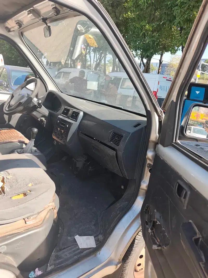 Wuling Rongguang 2014 1.2L S Basic Model — миниатюра 7