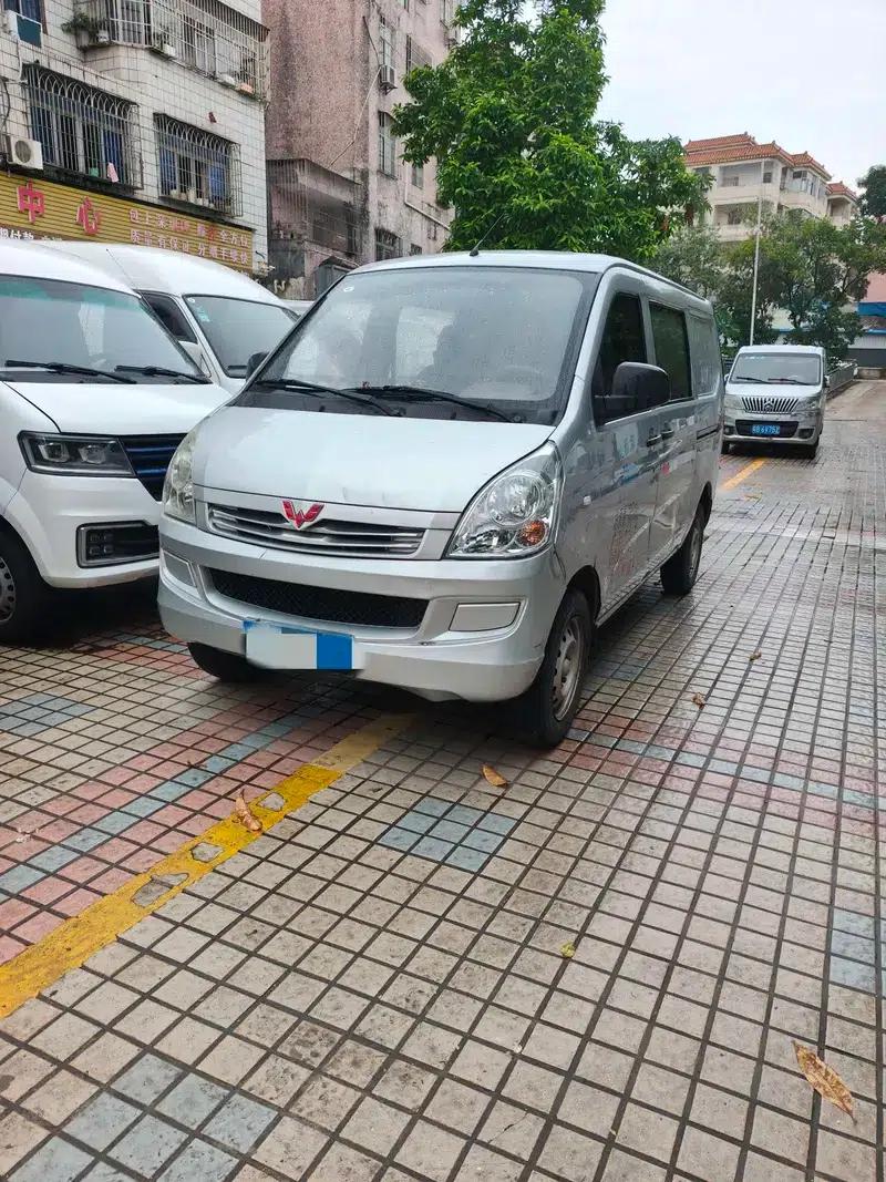 Wuling Rongguang 2014 1.2L S Basic Model — миниатюра 1
