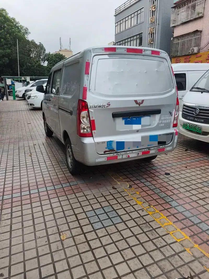 Wuling Rongguang 2014 1.2L S Basic Model — миниатюра 3
