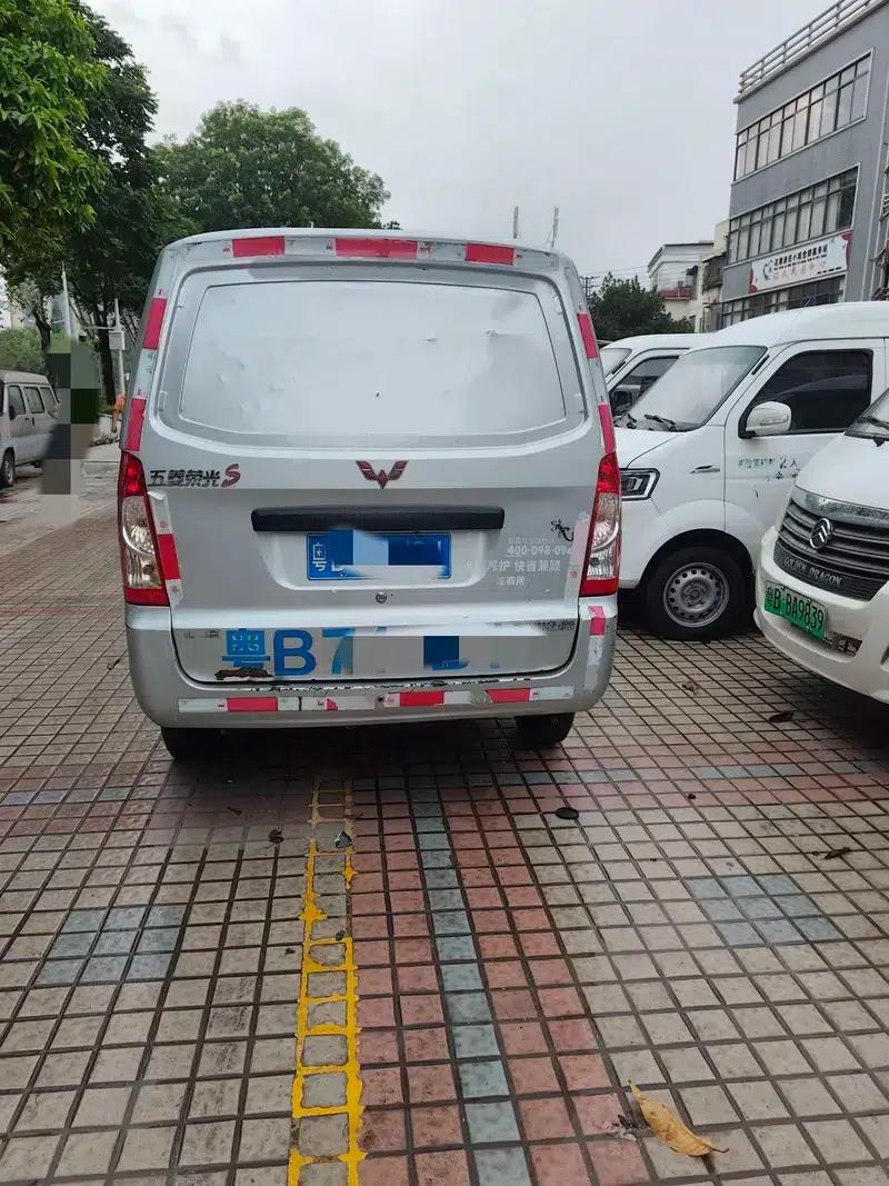 Wuling Rongguang 2014 1.2L S Basic Model — миниатюра 4
