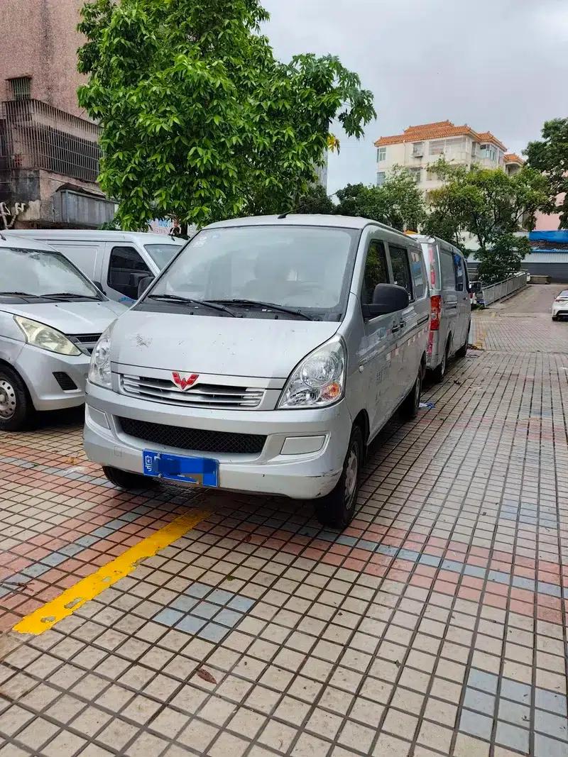 Wuling Rongguang 2014 1.2L S Basic Model — миниатюра 7