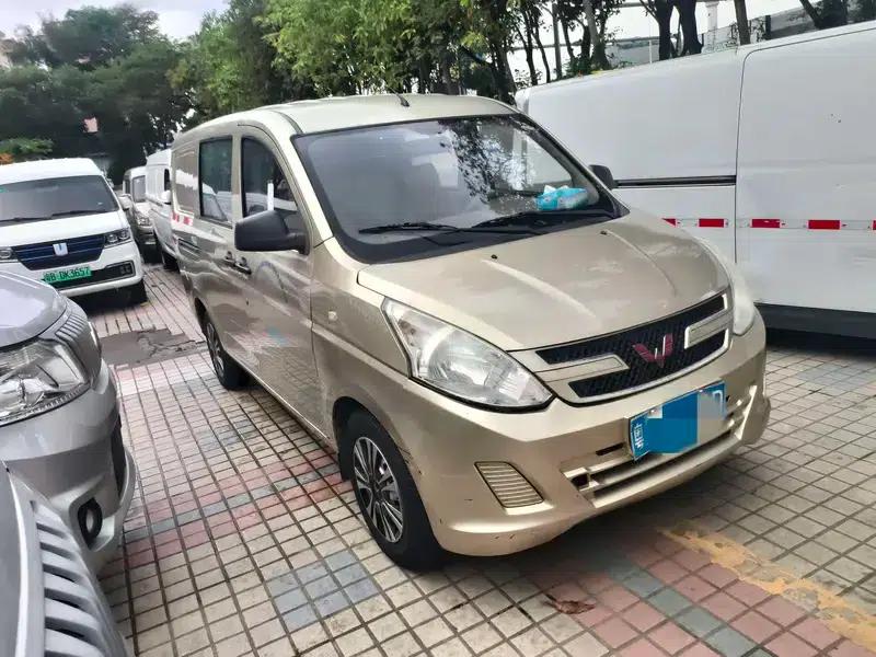 Wuling Rongguang V 2016 1.5L Standard Edition — миниатюра 2