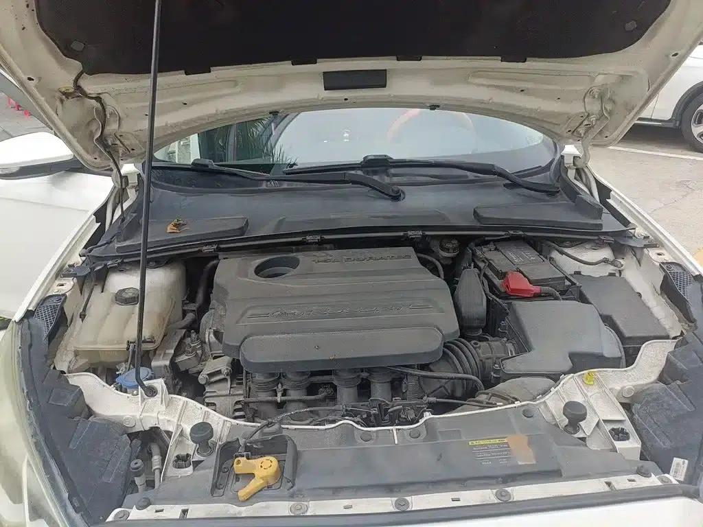 Ford Focus 2015 1.5L Automatic Comfort Model — миниатюра 16