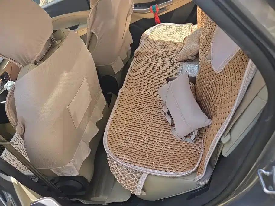 Ford Focus 2015 1.5L Automatic Fashion Edition — миниатюра 11