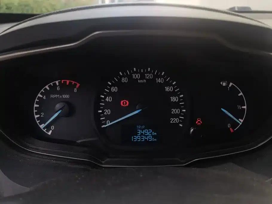 Ford Focus 2015 1.5L Manual Comfort Model — миниатюра 14
