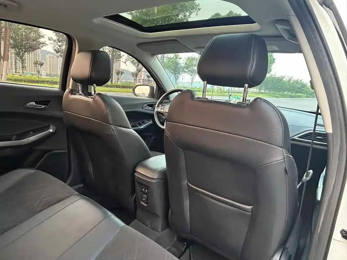 Ford Focus 2019 1.5L Automatic Enjoyment Edition — миниатюра 8