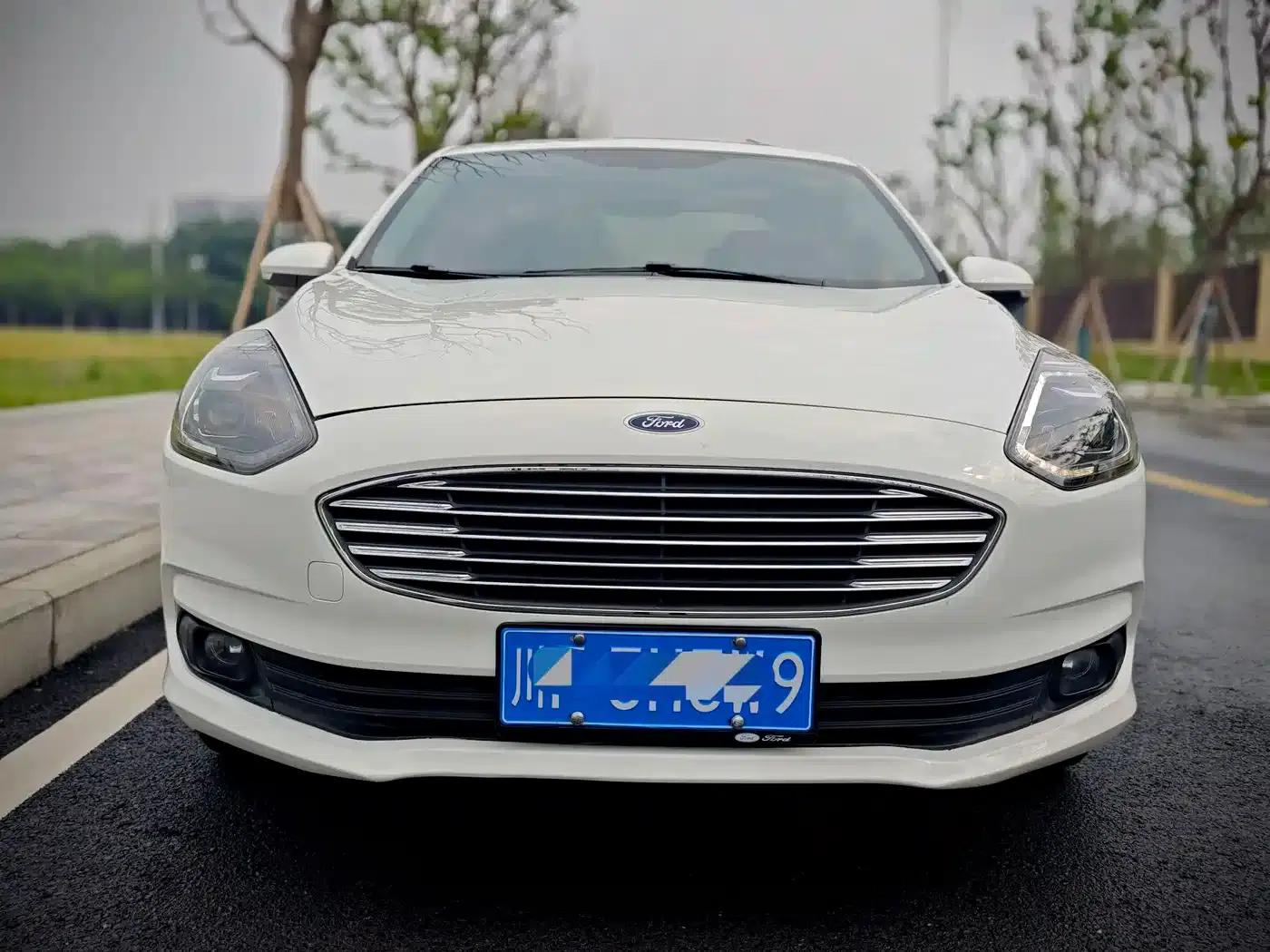 Ford Focus 2019 Facelift 1.5L Automatic Enjoyment Edition (National V Emission Standard) — миниатюра 2