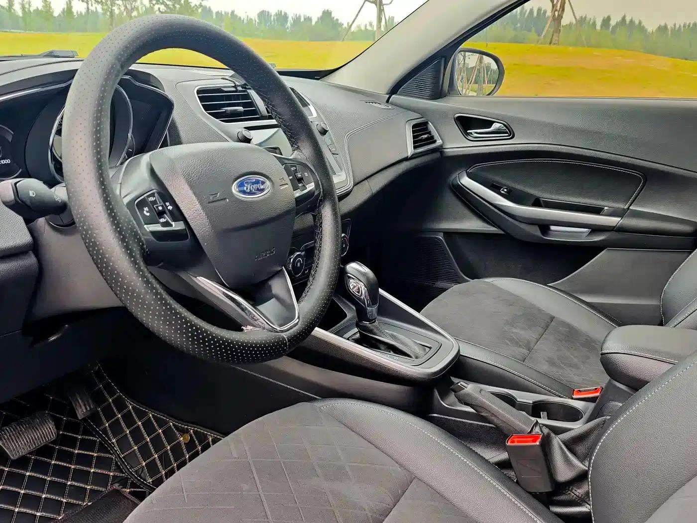 Ford Focus 2019 Facelift 1.5L Automatic Enjoyment Edition (National V Emission Standard) — миниатюра 6