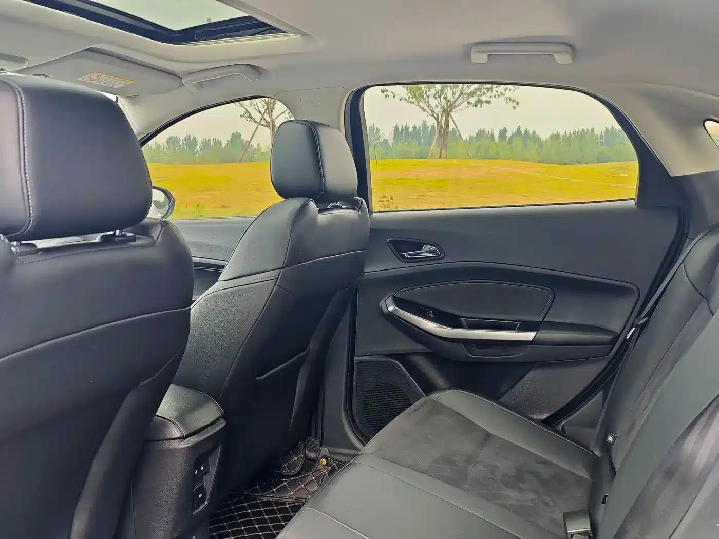 Ford Focus 2019 Facelift 1.5L Automatic Enjoyment Edition (National V Emission Standard) — миниатюра 8
