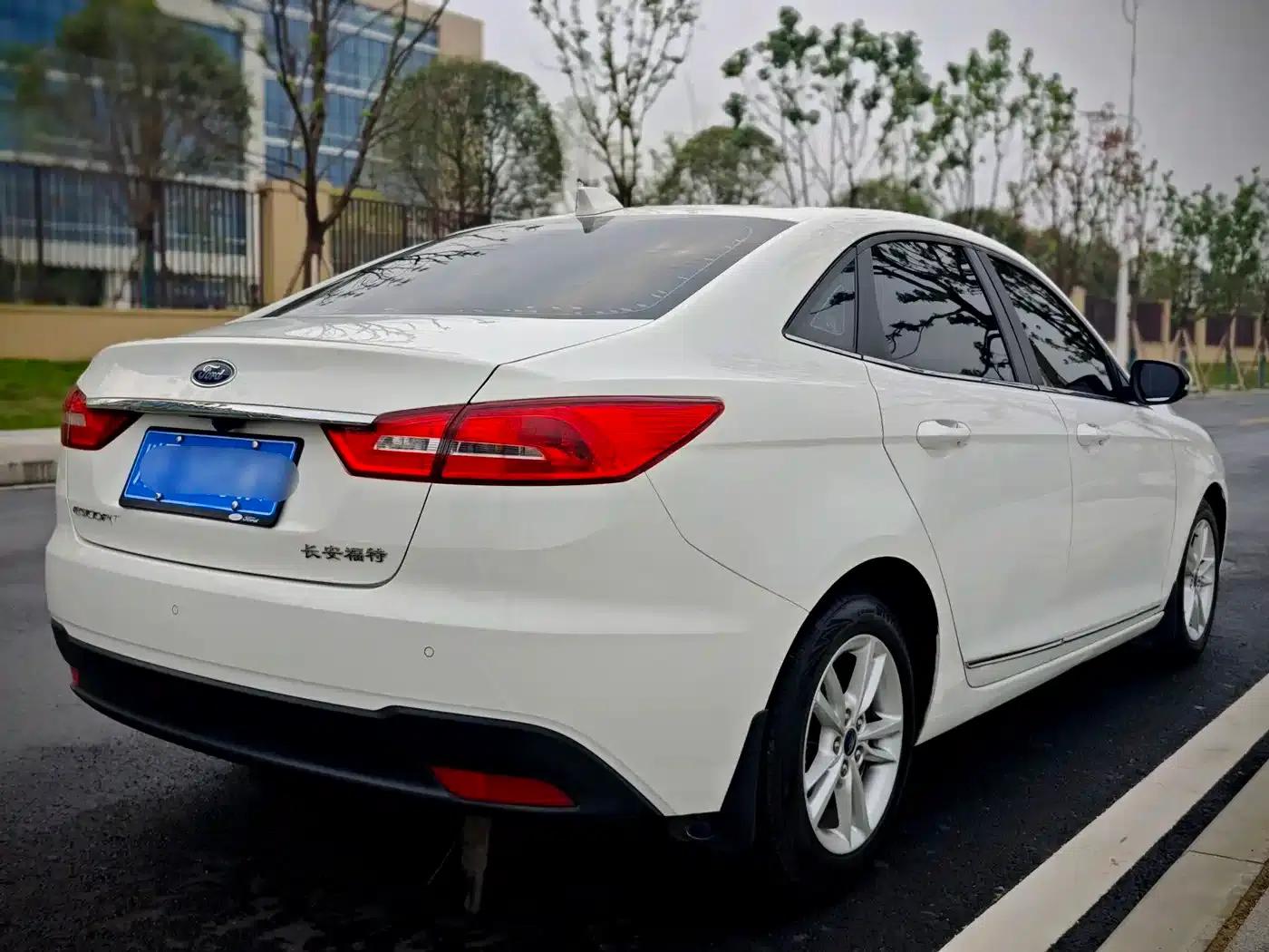 Ford Focus 2019 Facelift 1.5L Automatic Enjoyment Edition (National V Emission Standard) — миниатюра 9