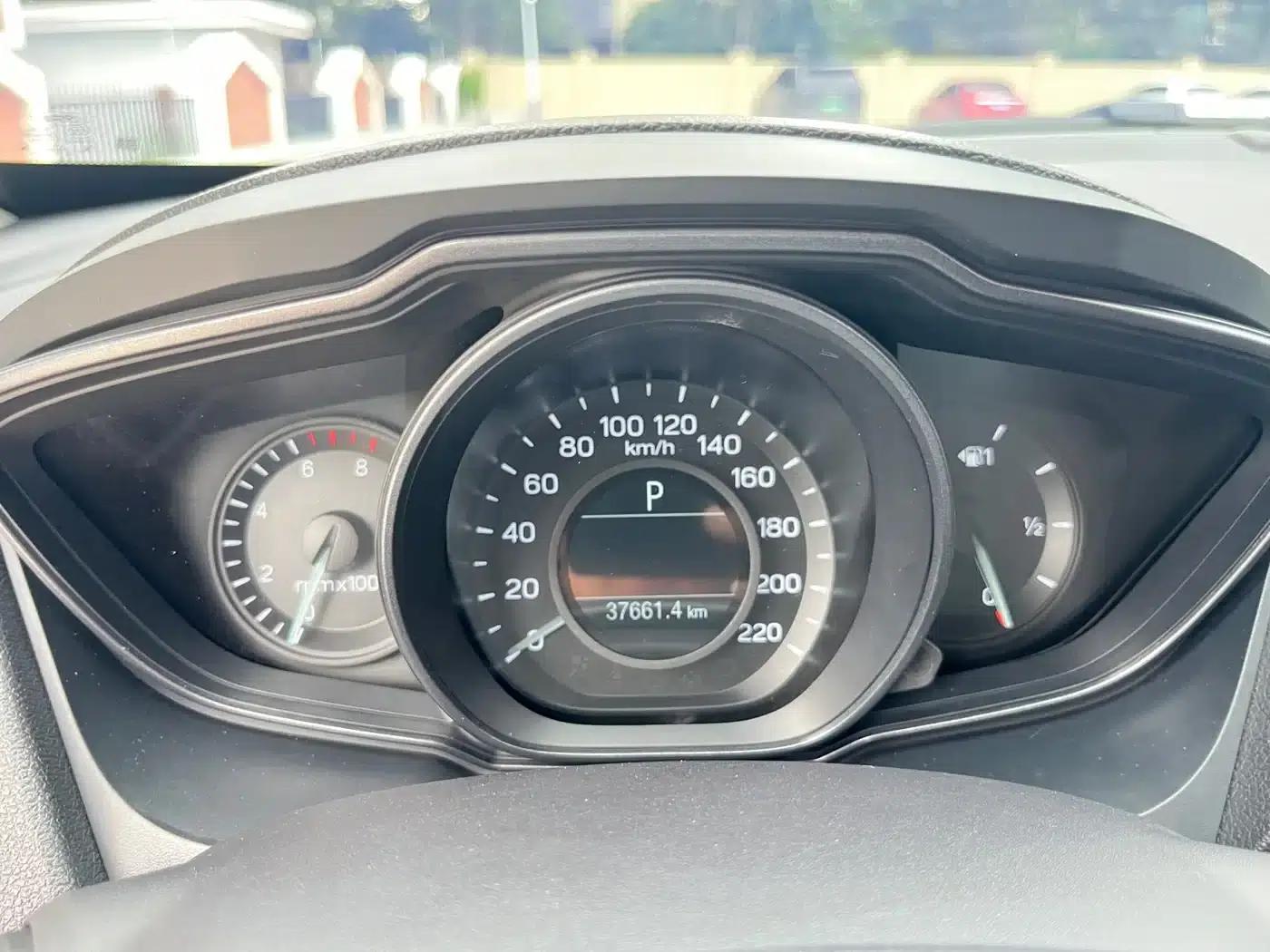 Ford Focus 2019 1.5L Automatic Premium Edition — миниатюра 16