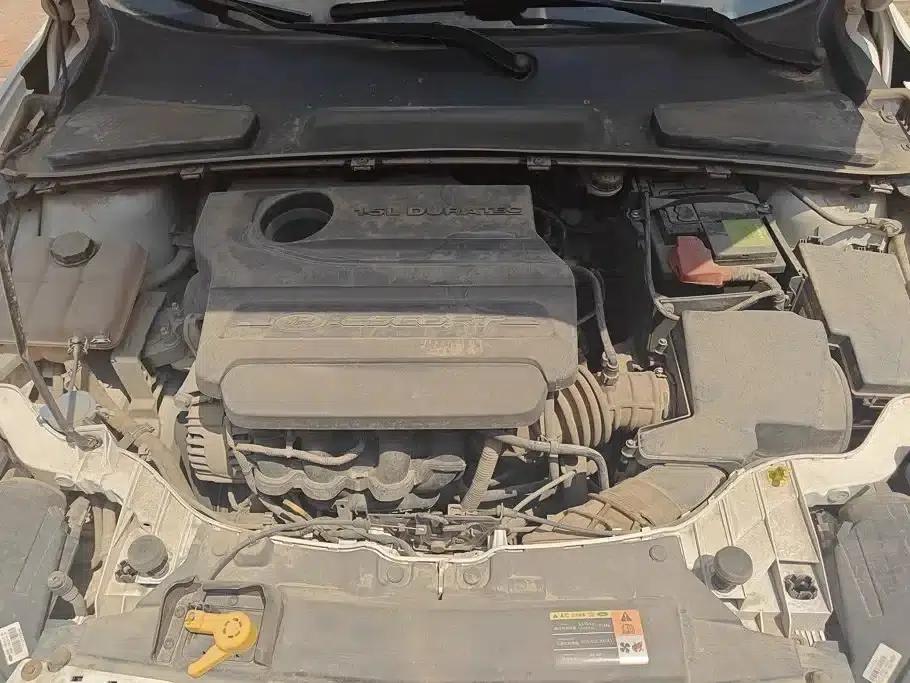 Ford Focus 2017 1.5L Manual Comfort Model — миниатюра 10