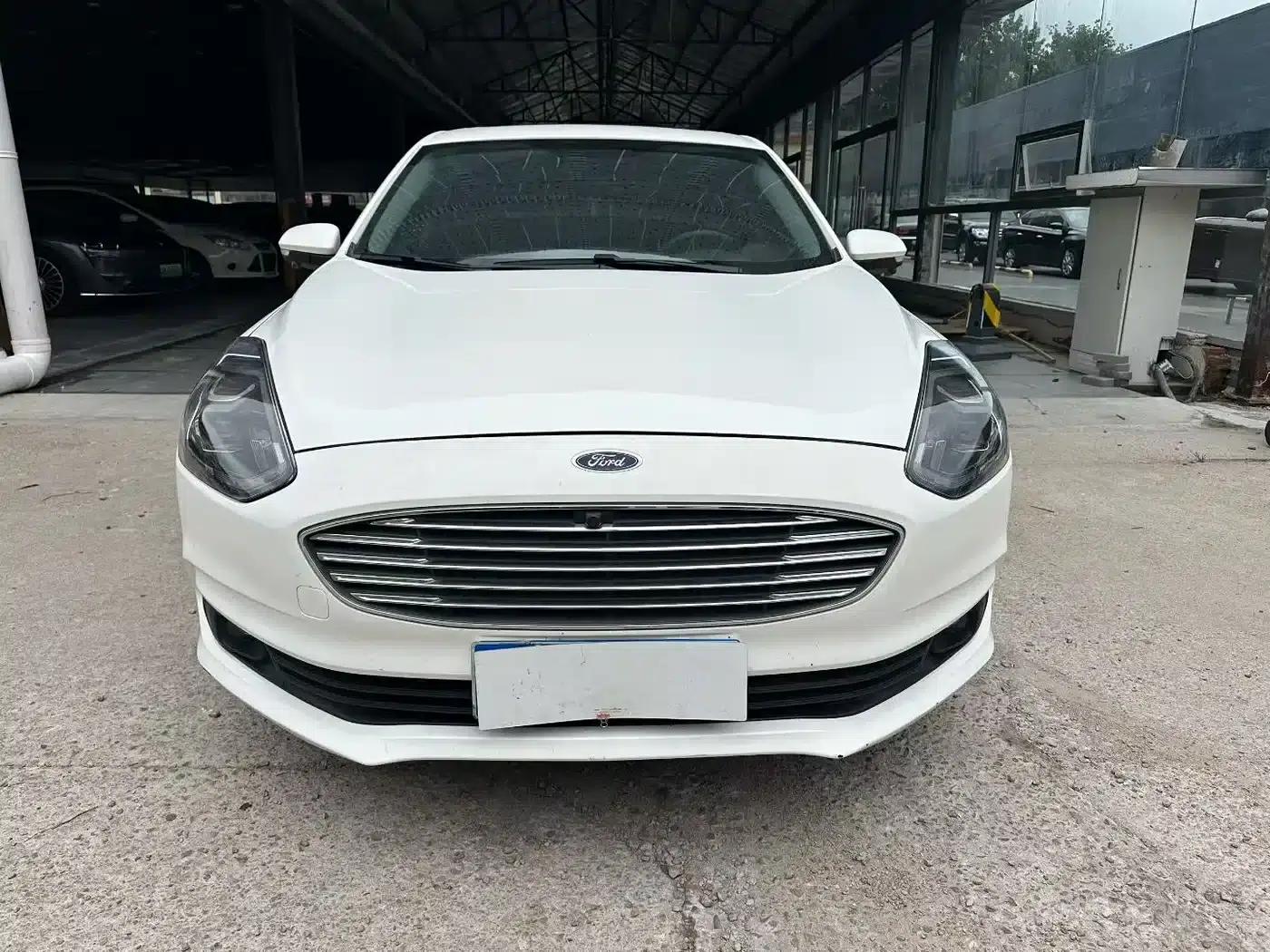 Ford Focus 2019 Facelift 1.5L Automatic Enjoyment Edition (National V Emission Standard) — миниатюра 2