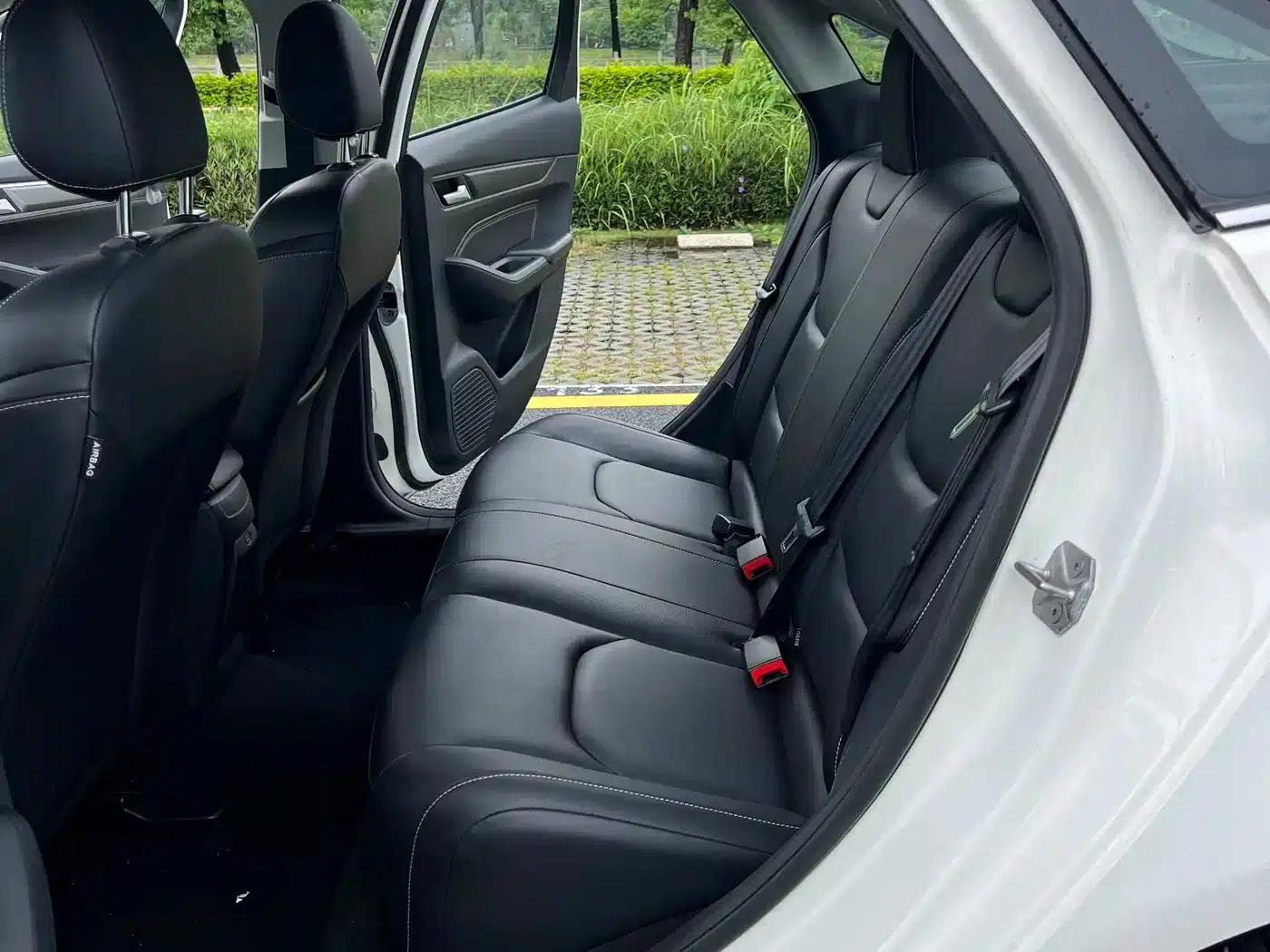 Ford Focus 2021 1.5L Automatic Diamond Edition — миниатюра 9
