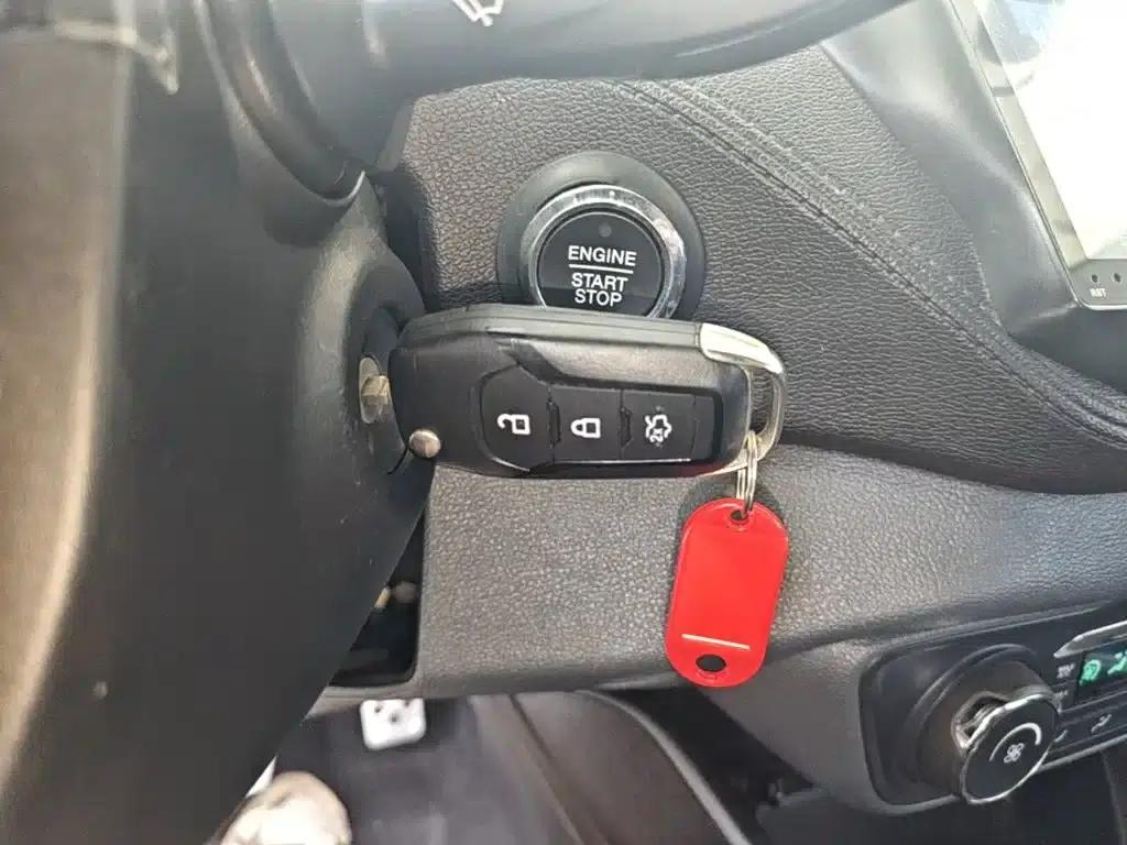 Ford Focus 2015 1.5L Automatic Fashion Edition — миниатюра 9